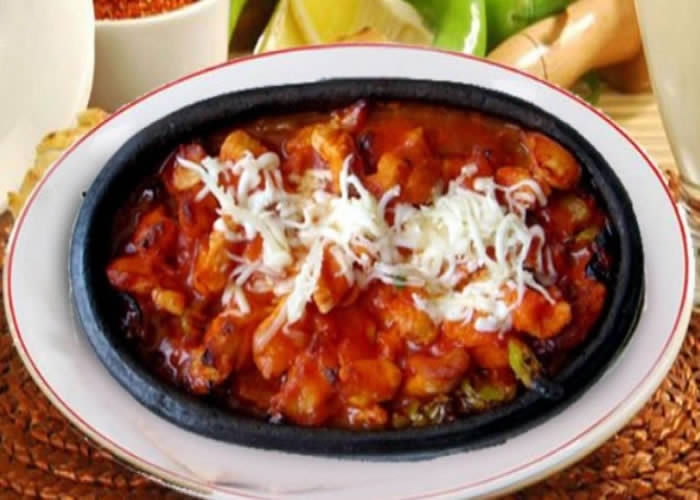 Kiremitte kaşarlı tavuk